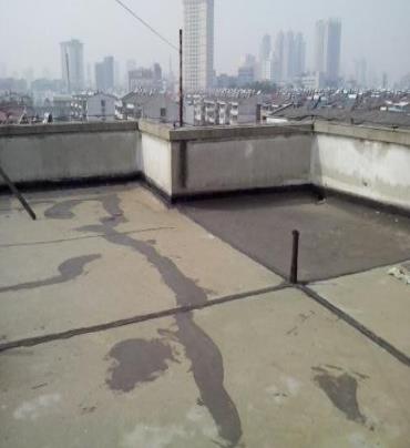 西青漏水维修 楼顶漏水是什么原因，楼顶漏水维修方法是什么?